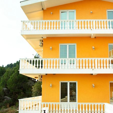 Snezna Kraljica Apartment Sutomore Exterior photo